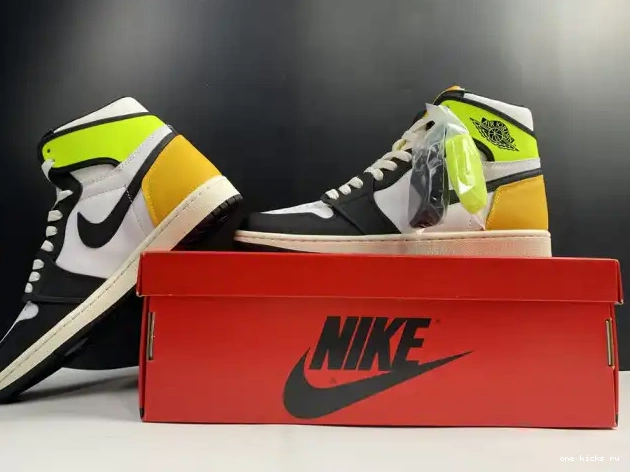 Chep Onekick HIGH GOLD' 555088-118 1 AIR JORDAN 'VOLT OG RETRO 0407